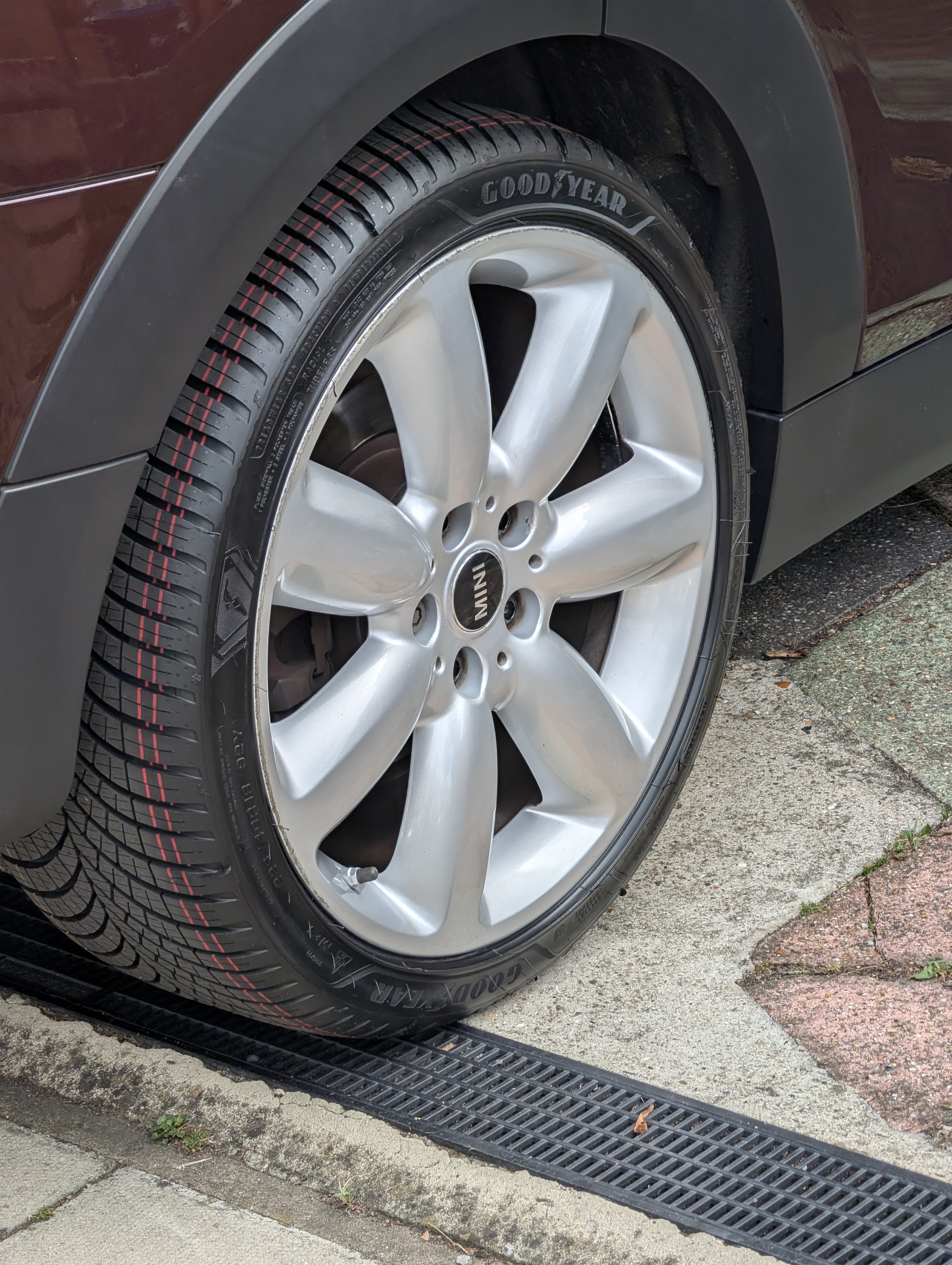 Goodyear Vector 4Seasons Gen 3